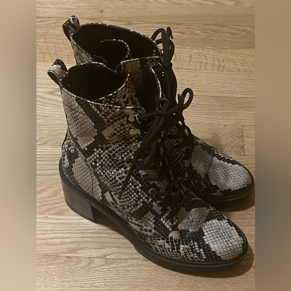 Marc Fisher size 7